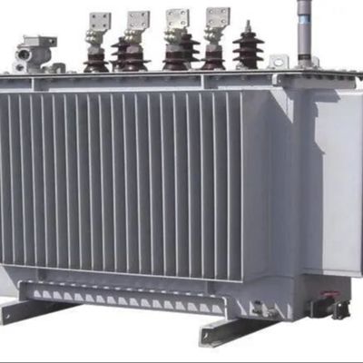 Transformateur à refroidissement automatique immergé dans l'huile 765 kV